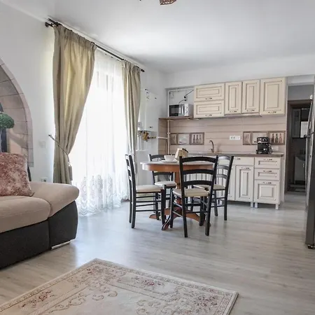 Holidays Summer Vibes Mamaia Nord Appartement Năvodari