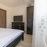 Holidays Summer Vibes Mamaia Nord